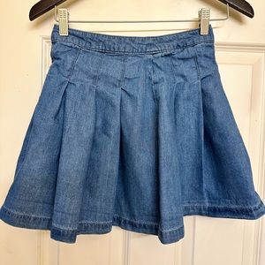 American Eagle pleated jean skirt Size 00